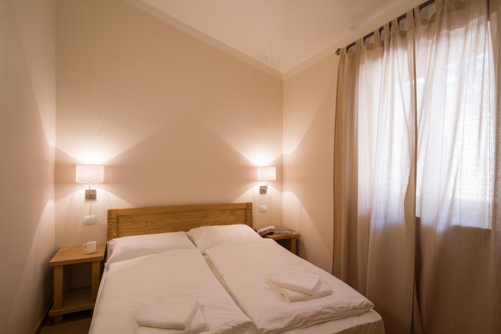 Apartments Erica Lux Novigrad Istria Oda fotoğraf